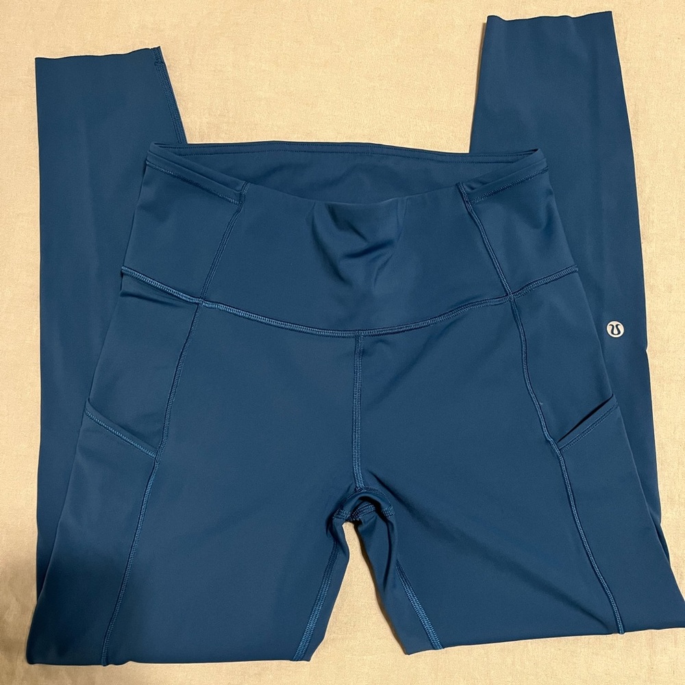 Lululemon Fast and Free Leggings. Size 8